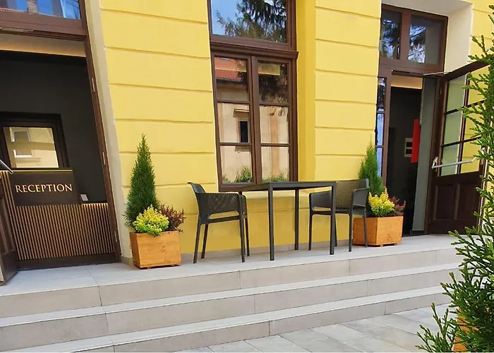 Joyme Hotel